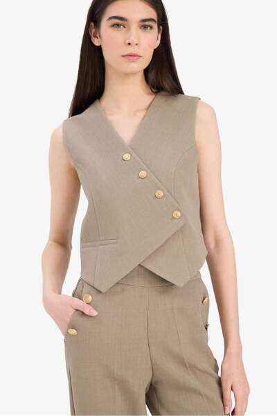 DeFacto Ασύμμετρο ριγέ γιλέκο με λαιμόκοψη σε σχήμα V C8848AX25AU