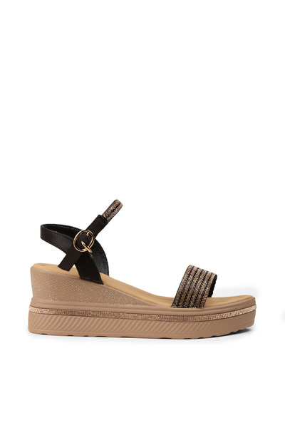 Deery Woman's Black Platform Sandal