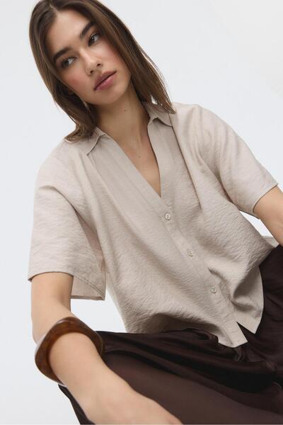 Stradivarius Button-up flowing shirt