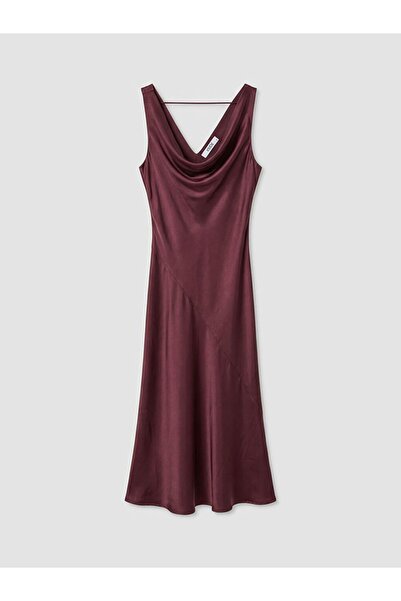 LC Waikiki Flowy Collar Satin Dress