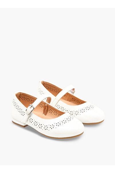 Juniors Girls Laser Cut Detail Mary Jane Shoes