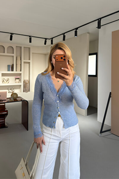 Sezgi Tekin Lace Detailed Buttoned Baby Blue Cardigan