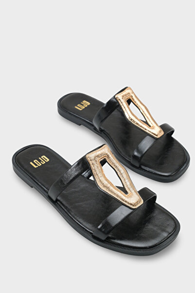 LOJO Women's Gold Accessory Detail Daily Slipper Capri Black