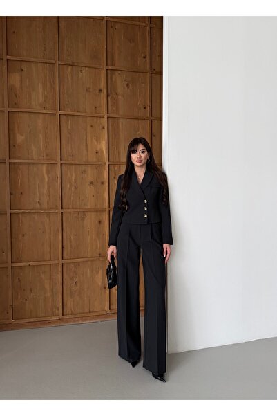 LOVELF Gold Düğmeli Kısa Ceketli Bol Paça Takım Siyah
