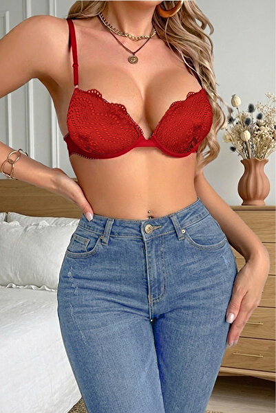Tarzınbu Комплект сутиен и бикини с червени дантелени детайли