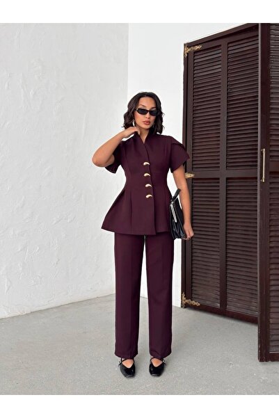 ozelia Gold Düğme Detaylı Peplum Kesim Şık Kadın Takım