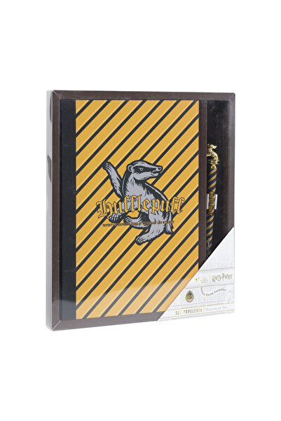 Harry Potter Notebook and pen set, Hufflepuff A5 Yellow