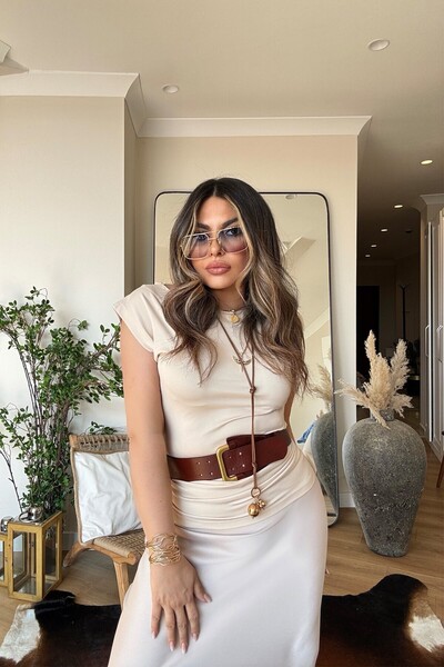 Sohotique By P بلوزة من قماش مايوو بتصميم مطوي من الجانب باللون البيج