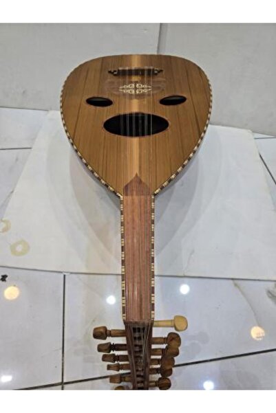 F4A Ziryab Oud No. 1