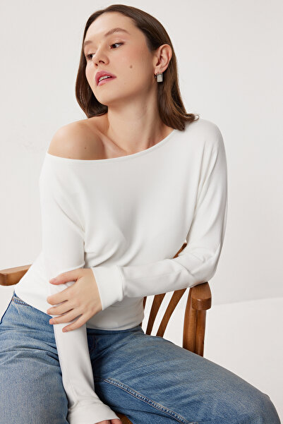 Lovelyİstanbul Open Shoulder Soft Modal Blouse Lby0017 Ecru