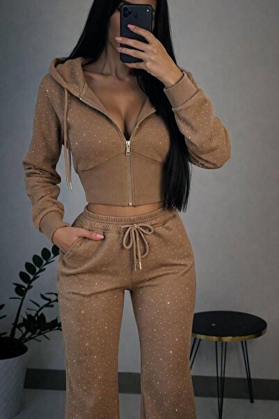 QUCE Κοντή αθλητική φόρμα με στρας και κουκούλα