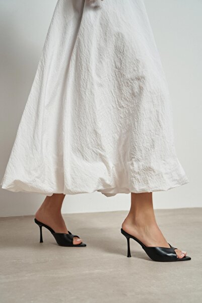 NİŞANTAŞI SHOES Rodi Black Matte Pointed Toe Women's Stiletto Heel U Slippers