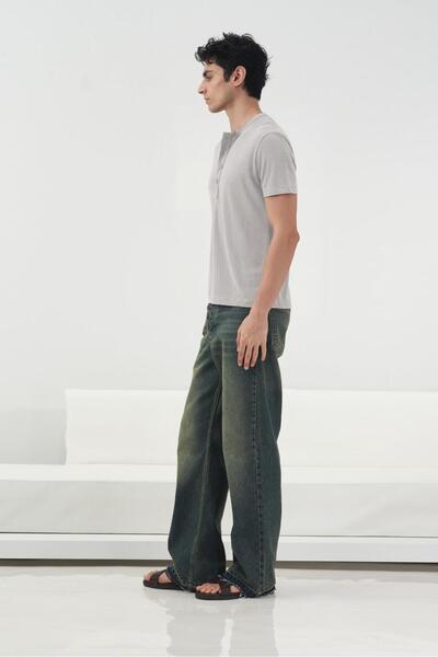 GIESTO ΛΕΥΚΟ ΜΠΛΟΥΖΑΚΙ ΜΕ ΜΙΣΗ ΠΑΤΛΑΙΝΑ ΕΝΤΥΠΩΣΗ