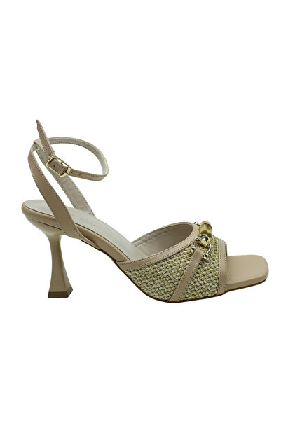 Gate Shoes حذاء MORONE نسائي بكعب كأس ذهبي مظهر جلدي مع إكسسوارات ذهبية صندل