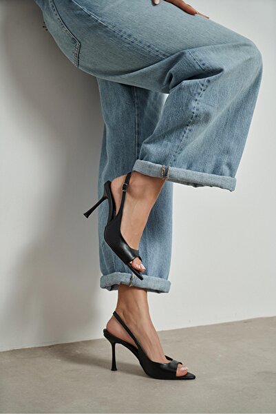 NİŞANTAŞI SHOES Maia Black Matte Pointed Toe Open Front Stiletto Heel U Women...