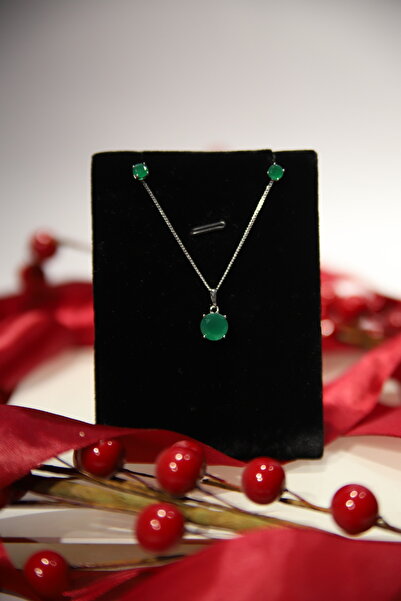 CHARM Emerald Glow Set – Necklace and Earrings
