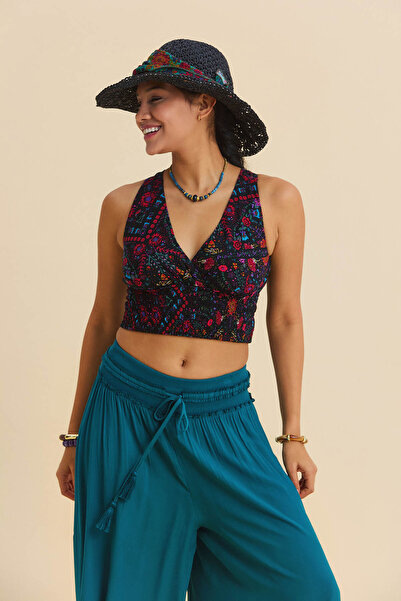 Los banditos Αυθεντική μπλούζα με λαιμόκοψη V και λεπτομέρεια από γιπέ στην π...