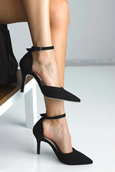 golden heel Γυναικεία παπούτσια με τακούνι σε μαύρο σουέντ στιλέτο