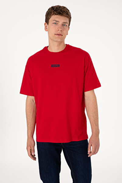 U.S. Polo Assn. Tricou Bărbați Roșu Cu Guler Rotund Și Print USPA Oversize
