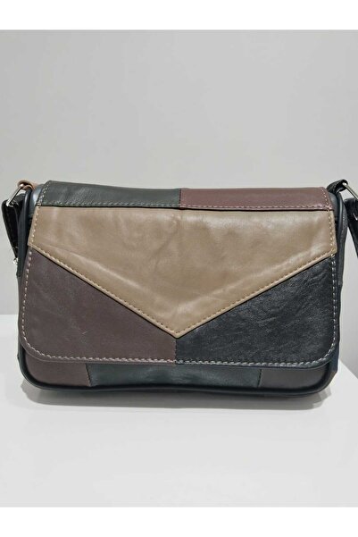 atter ΓΥΝΑΙΚΕΙΑ ΤΣΑΝΤΑ ΓΝΗΣΙΟ ΔΕΡΜΑ (26CM X 18CM)