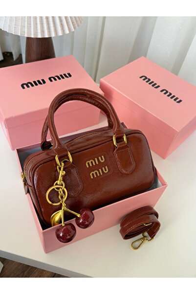 Generic Elegant and luxurious women's Shoulder Bag with all accessories