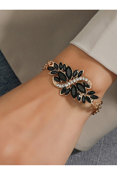 Take Two By Styli Leaf Crystal Link Bracelet