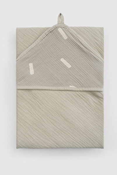 Little Gusto Organic Cotton Double-Layer Muslin Beach Towel Swaddle Green