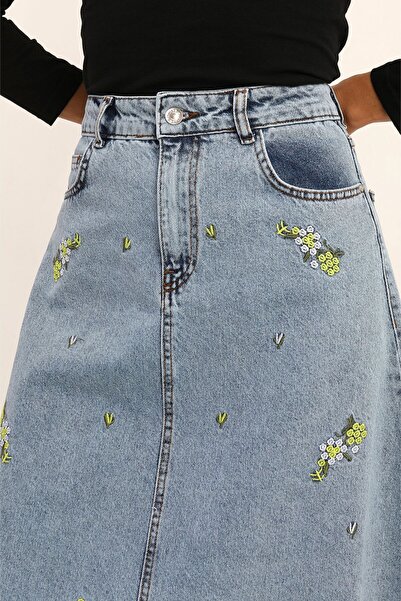 vl vellichor Long Denim Skirt with Flower Embroidery Details - Blue