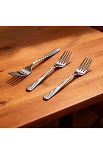 Quttin Set of 3 Stainless Steel Forks Model LOUVRE –