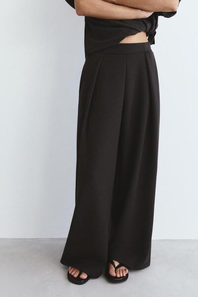 Pull & Bear Pili geniş paça pantolon