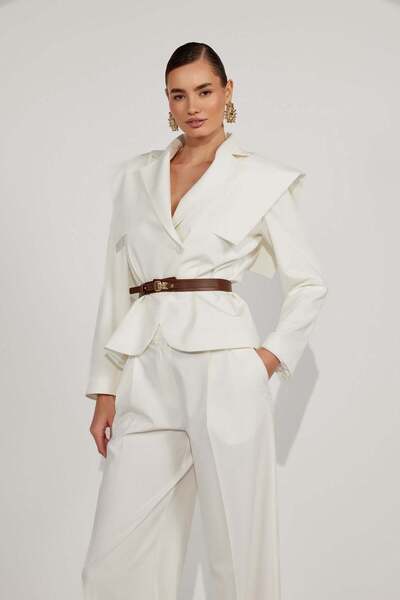 NOK İSTANBUL Contour Blazer Ecru