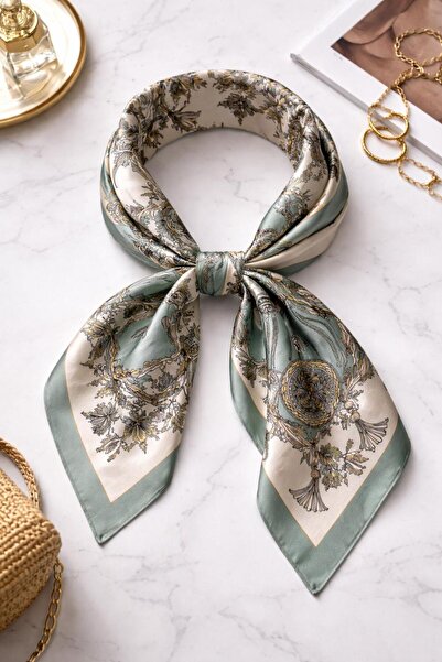 MAESTRO WOMAN Γυναικείο μεταξωτό σατέν φουλάρι με πράσινο σχέδιο μέντας 70x70