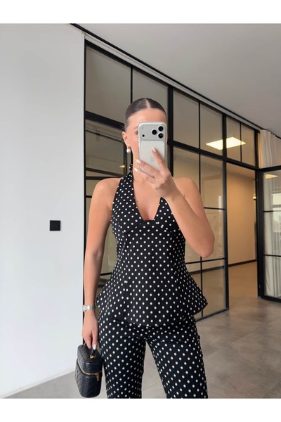 BB Bensu Buyruk BLUZĂ CU PUNCTE CARE TRECE PRĂVĂT DE GÂTUL