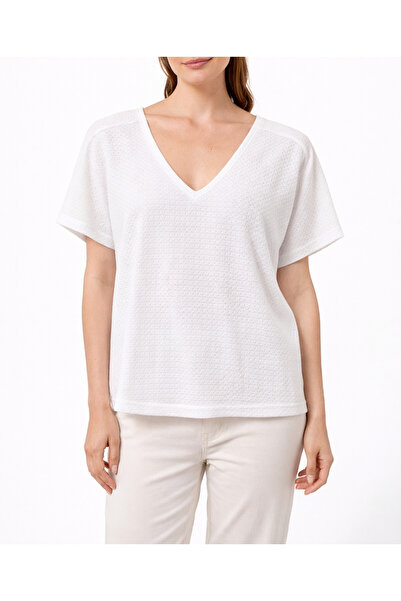 Yena Tekstil Elegant V-Neck Blouse