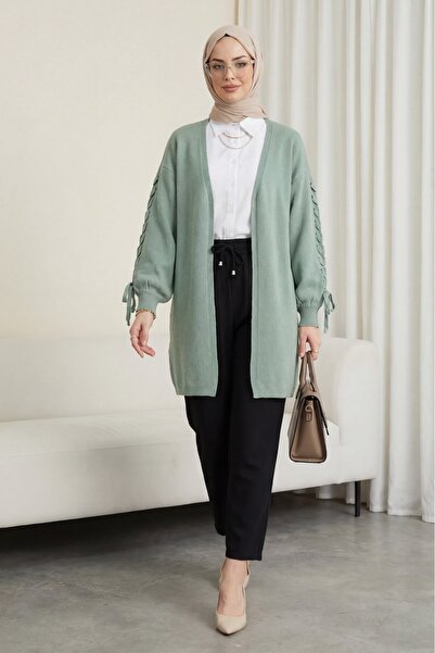 HİJABAYA Ζακέτα με πλεκτό σχέδιο με χειροποίητη πλέξη από τρίκο, σε χαλαρή γρ...