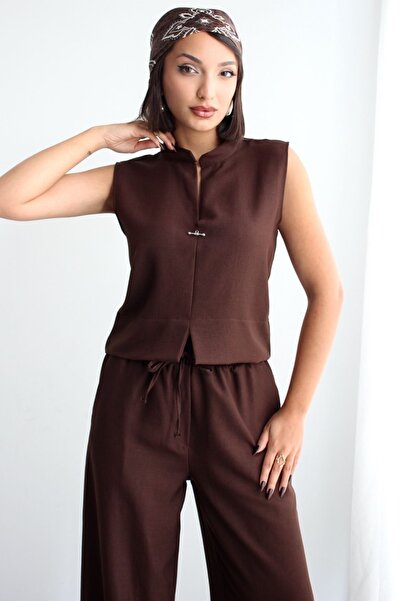 Ded COLLECTION Women's High Collar Sleeveless Brooch Top Wide Leg Bottom Line...