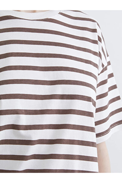 LC Waikiki Καφέ μπλουζάκι με λαιμόκοψη Ριγέ για γυναίκες