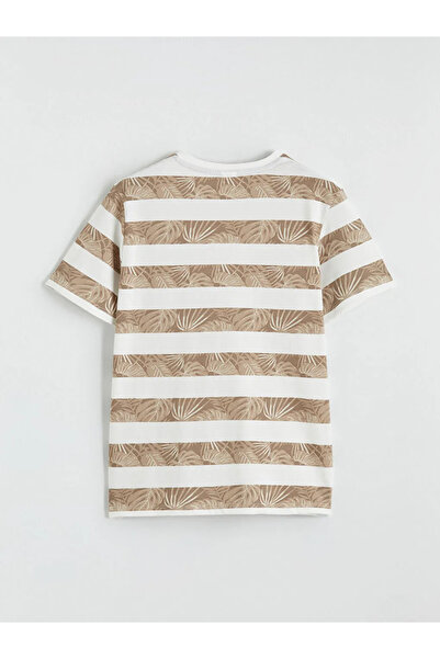 LC Waikiki Комплект пижама с къси панталони за момчета в цвят екрю с якичка т...