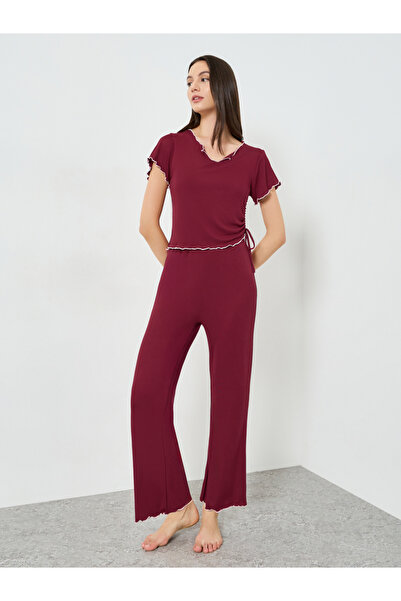 Styli Burgundy Lettuce Edge Notch Neck T-Shirt and Pyjama Set