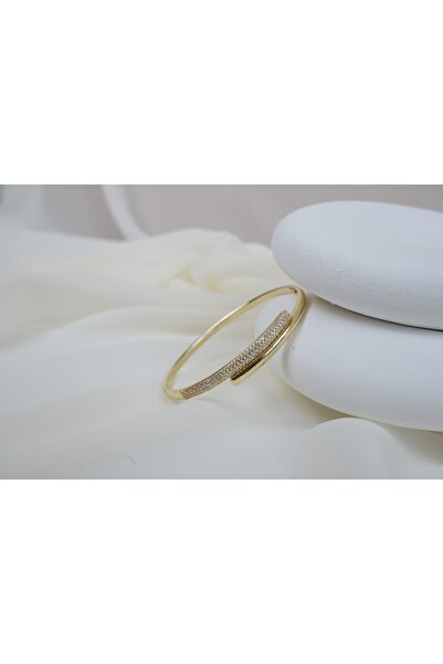 ATELİER TUĞBA Klpç071 Strip Stone Detail Gold Clamp (Inner Diameter 6 cm)