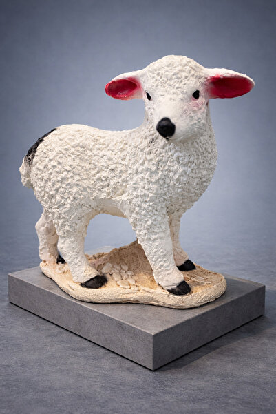 Atak Hediyelik Dekoratif Kuzu heykel biblo polyester bahçe 51x45 cm