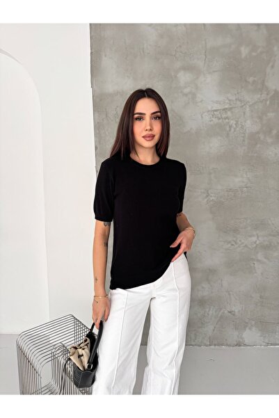 Noi Belis Soft-Textured Basic Crew Neck Knitwear Blouse Ss26Bz0082