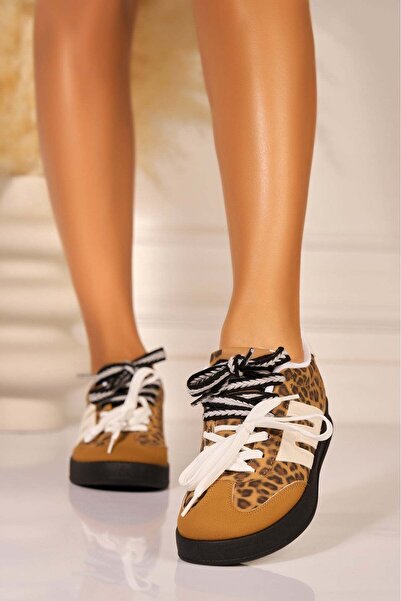 Joana Sneakerși Araia pentru femei cu animal print din piele piele întoarsă a...