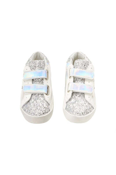 PETIT-ATELlER حذاء رياضي أبيض فضي لامع للبنات، مزود بحزام فيلكرو مزدوج ثلاثي ...