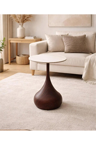 DEC10 Single service table with a unique design