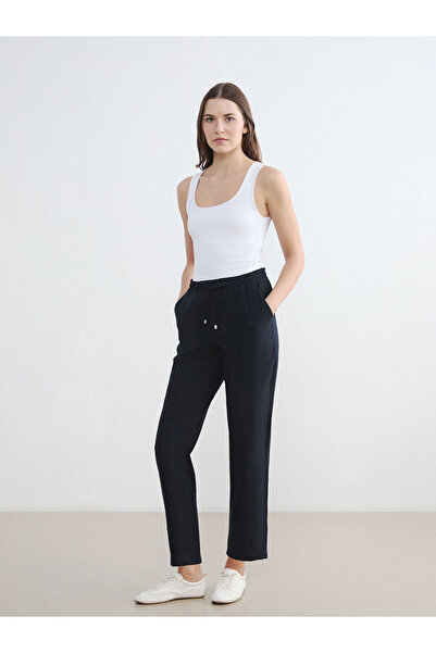 LC Waikiki Özmarka Нова колекция Дамски панталони с еластична талия