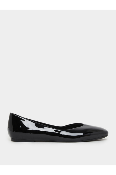 Styli Black Patent Leather Ballerinas