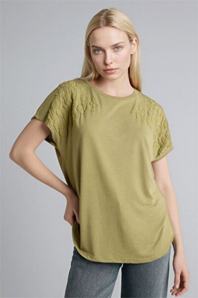 DeFacto Κοντομάνικο μπλουζάκι (26 SP)