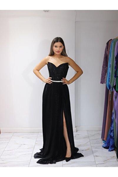 Angy Fashion Rochie neagră stil prințesă, cu corset și talie marcată. Mărime: 38