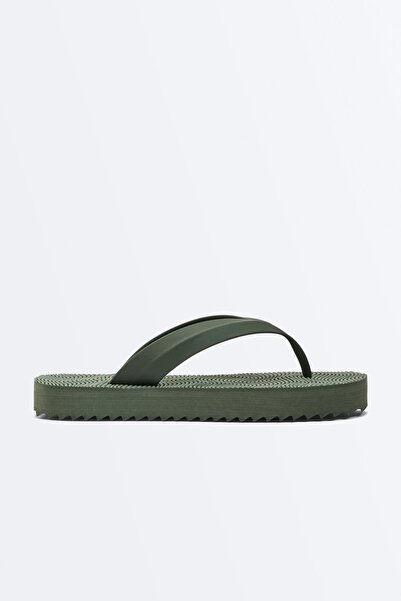 Oysho Doku detaylı platformlu mayo ve bikini sandalet